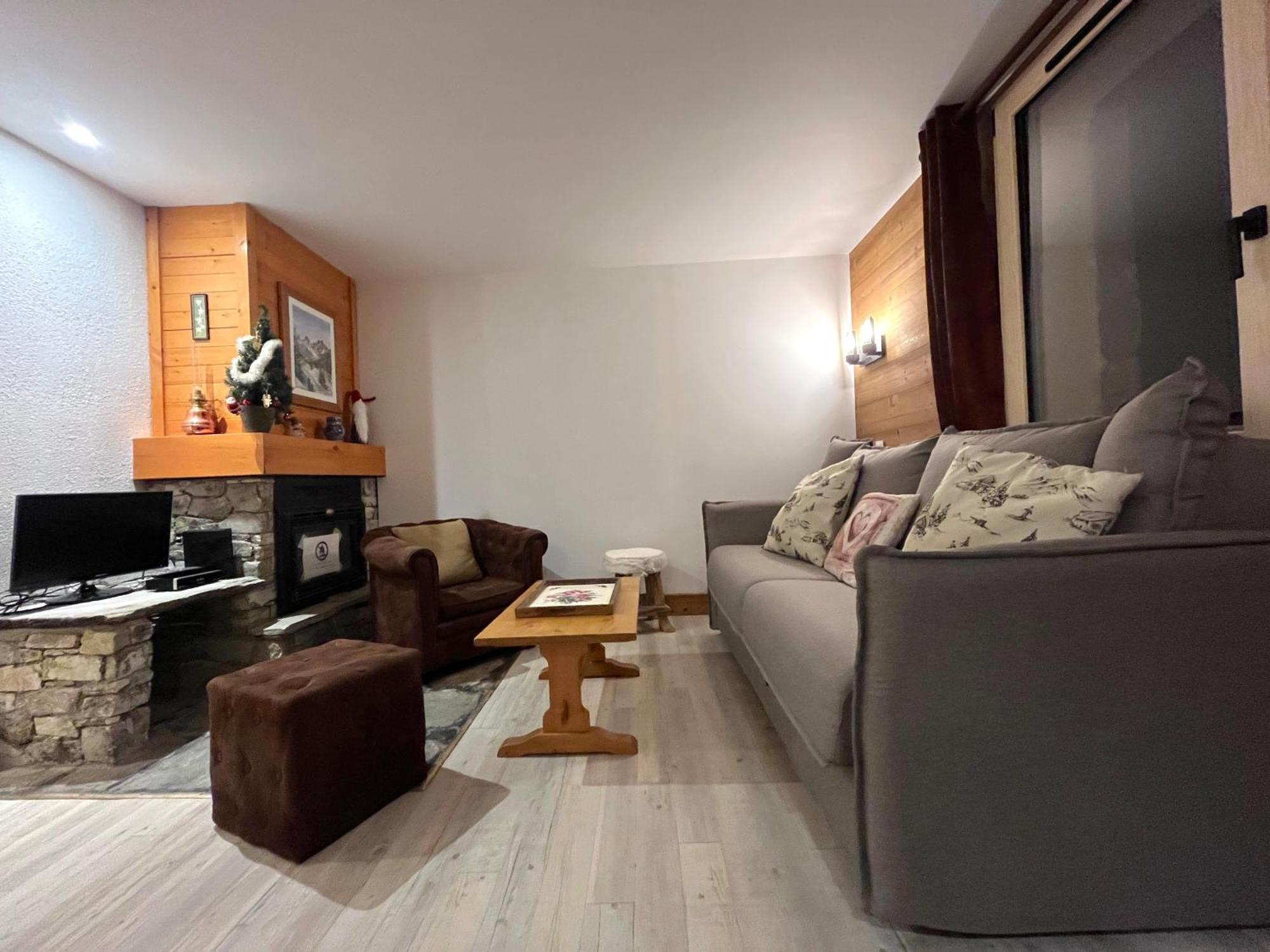 Grand Chalet - Appartement 5Pax Au Pied Des Pistes - Parking - Skiroom - Cheminee Decorative- Balcons Tignes Exterior photo